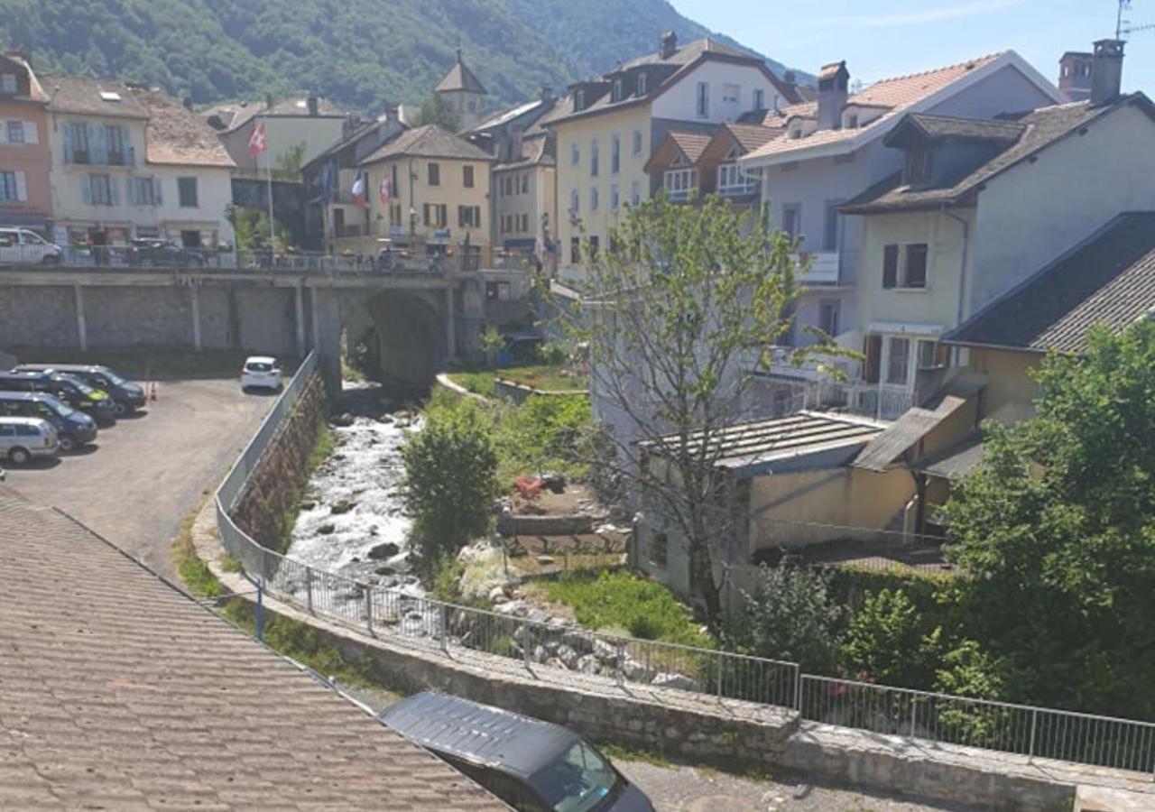 Hotel Le Rivage Saint-Gingolph Exterior photo